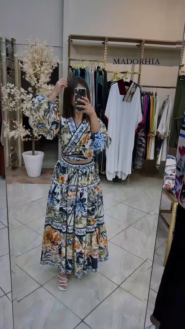 Robes Madorhia, référence MDR-284
